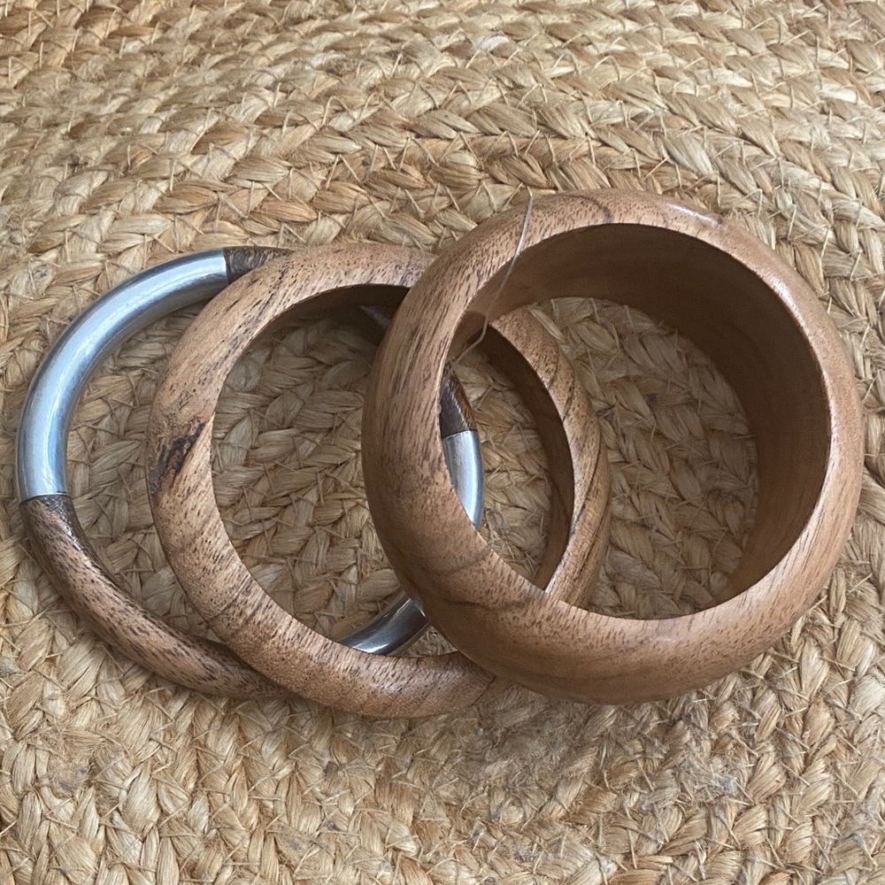 Stylish Wooden and Silver Bangle Set
NWOT